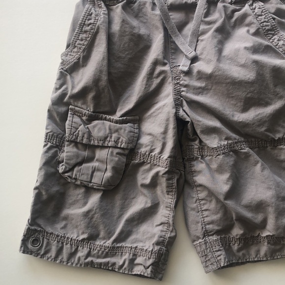 baby Gap Toddler Cargo Shorts | Gray Size 5 - Picture 4 of 5